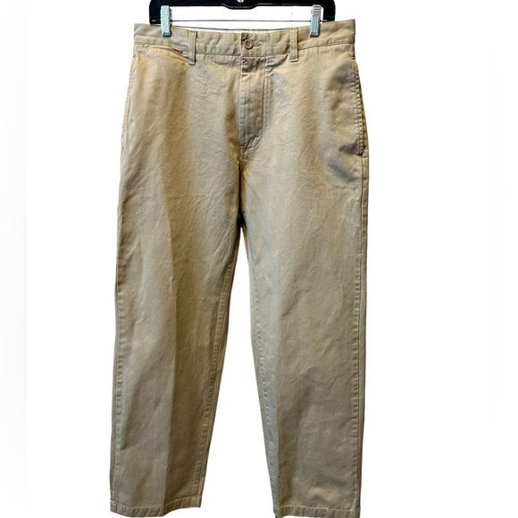 Gap,khakis, classic fit , 33x32 tan - Picture 1 of 3